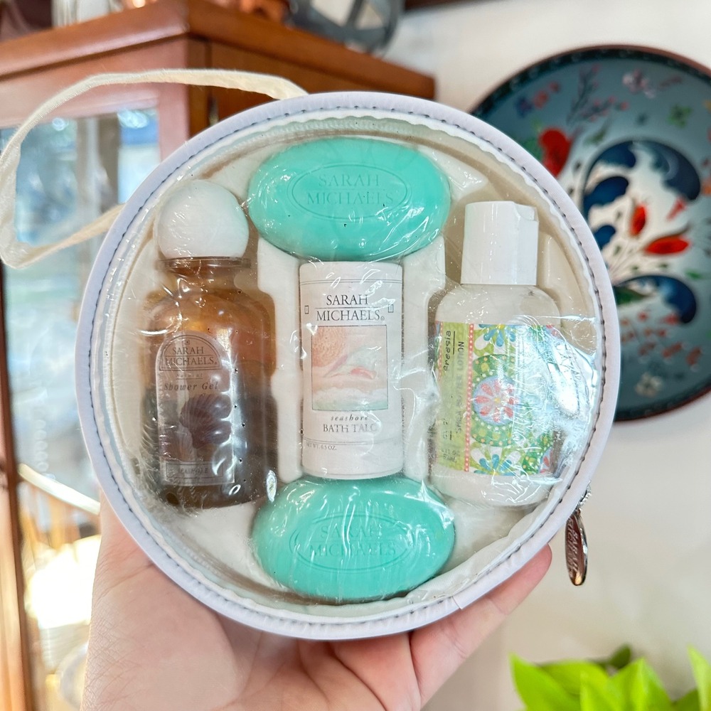 VTG Sarah Michaels Bath Body Gift Set Seashore Shower Gel Talc Soap Lotion RARE